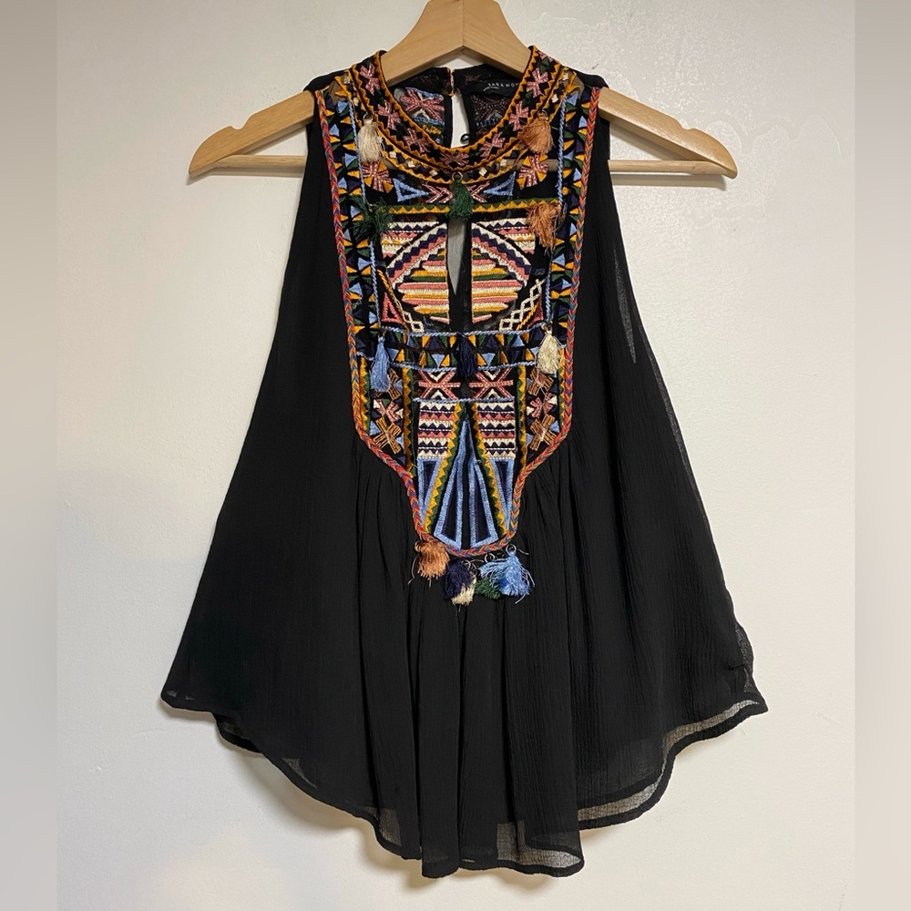 ZARA Woman Embroidered Boho Sleeveless Blouse Tassel Detail Size S - Picture 2 of 7